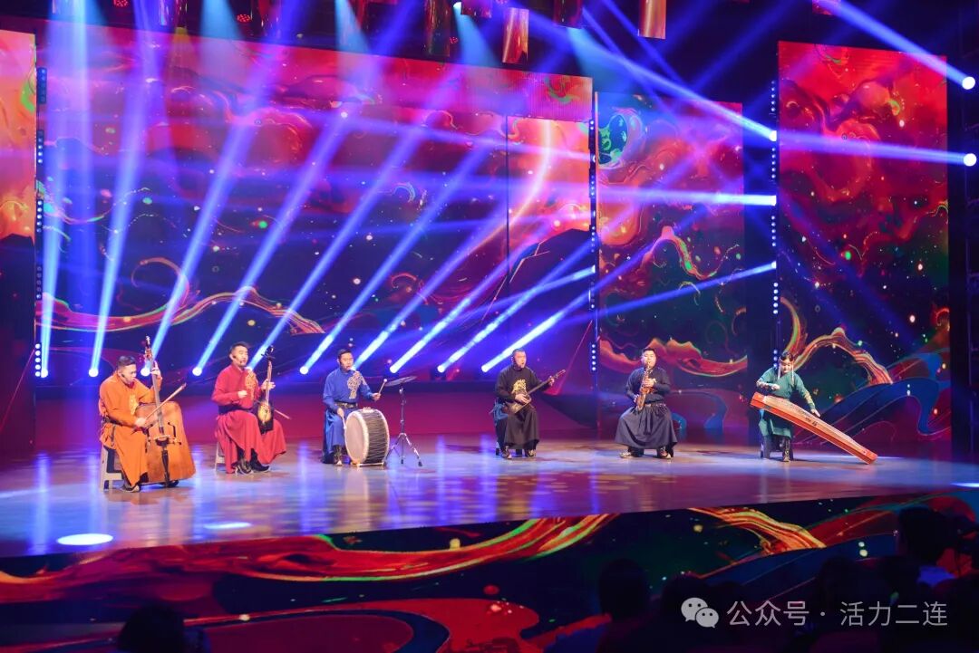 五彩边城 万马迎春！我市2026年春节联欢晚会精彩上演