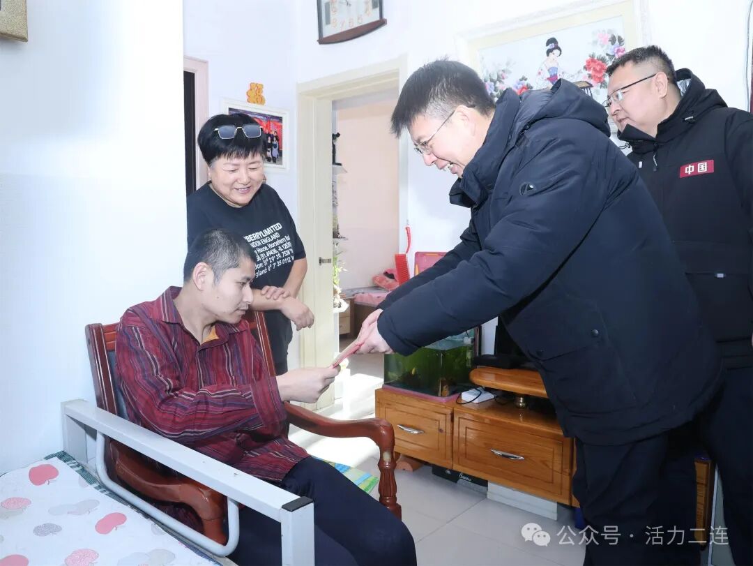 马海涛看望慰问部队官兵、退休老干部、老党员和困难群众 向他们致以新春祝福｜新春慰问暖人心